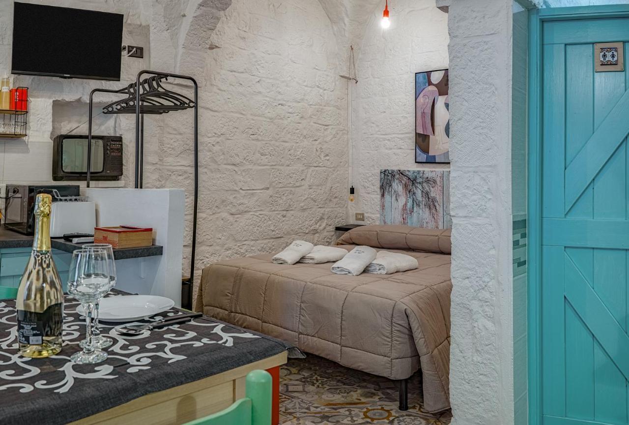 Casa Vacanze “House On The Left” チェーリエ・メッサーピカ エクステリア 写真