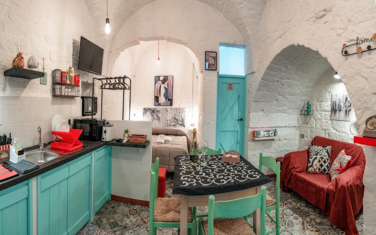 Casa Vacanze “House On The Left” チェーリエ・メッサーピカ エクステリア 写真